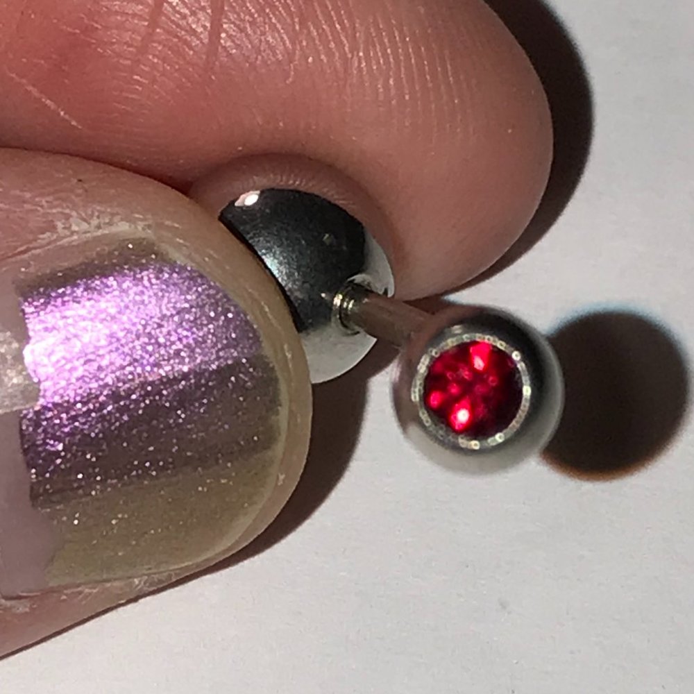 14 Gauge 1 Gem Red Belly Ring
